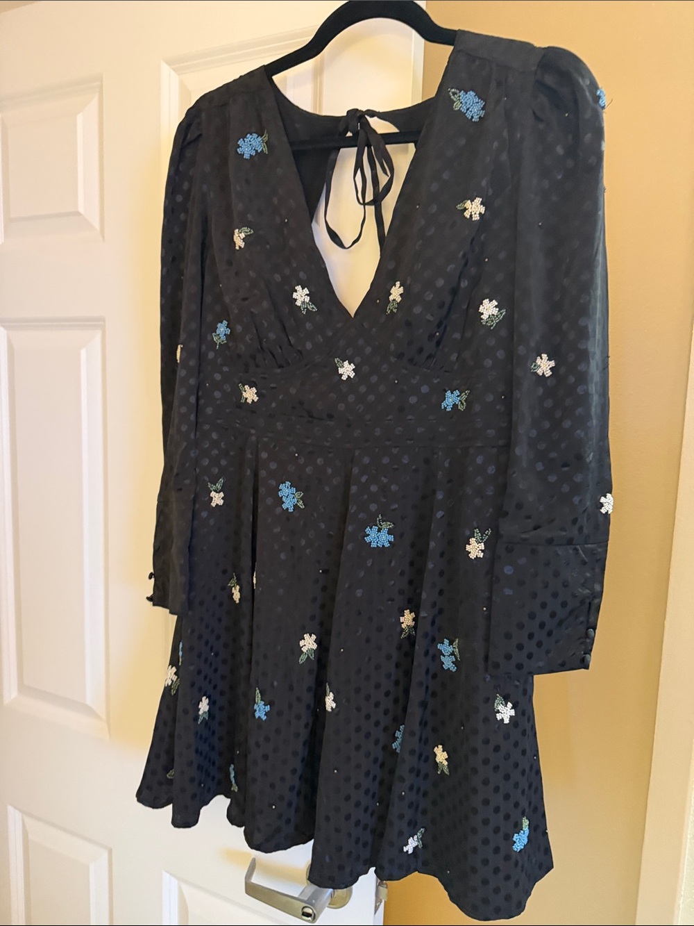 TOPSHOP Black Floral beaded V-Neck Dress